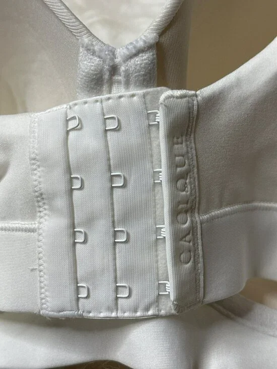 Cacique Lightly Lined Balconette 46D Bright White Hidden Underwire NWT - Picture 10 of 13